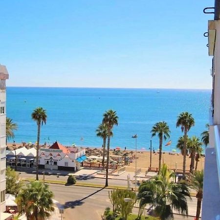 Victoria Luxury Beachfront Apartment In Benalmadena Costa Kültér fotó