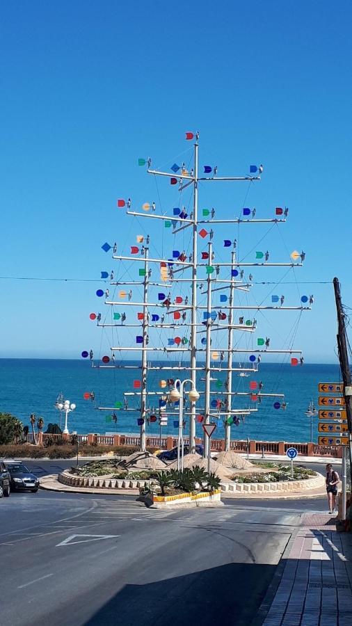 Victoria Luxury Beachfront Apartment In Benalmadena Costa Kültér fotó