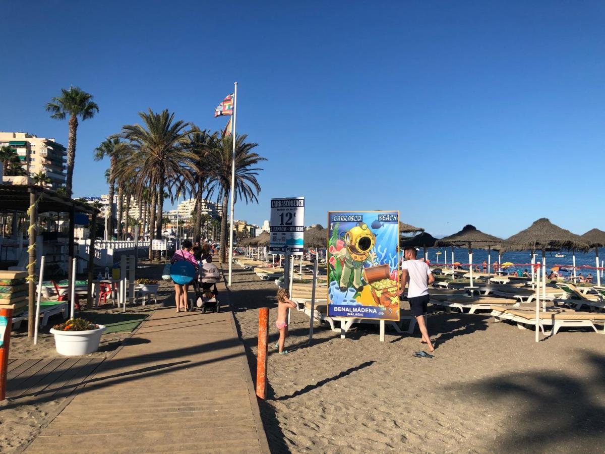 Victoria Luxury Beachfront Apartment In Benalmadena Costa Kültér fotó